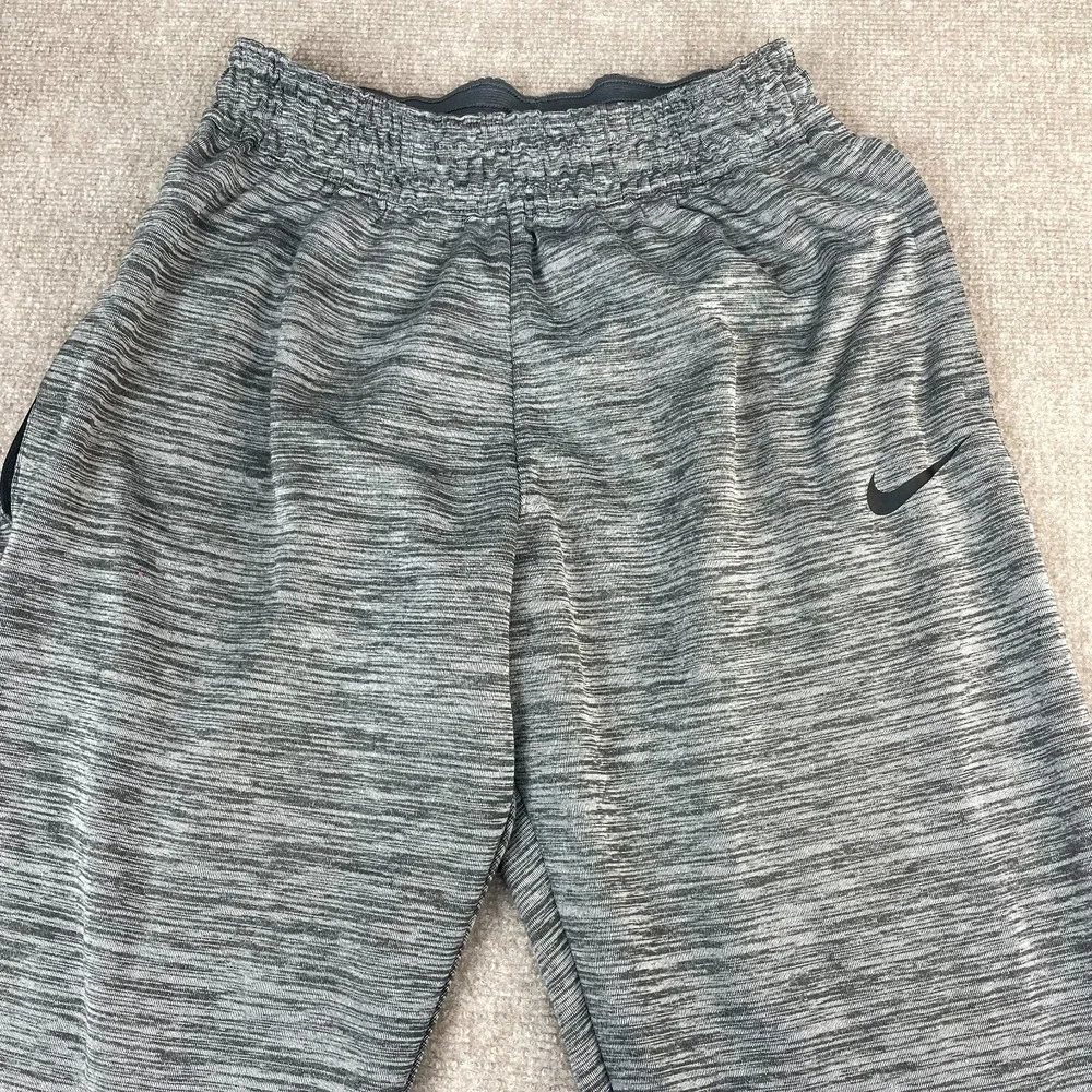 Nike Spotlight Jogger Pants Mens Large Gray‎ Dri Fit Drawstring Waist Athleisure